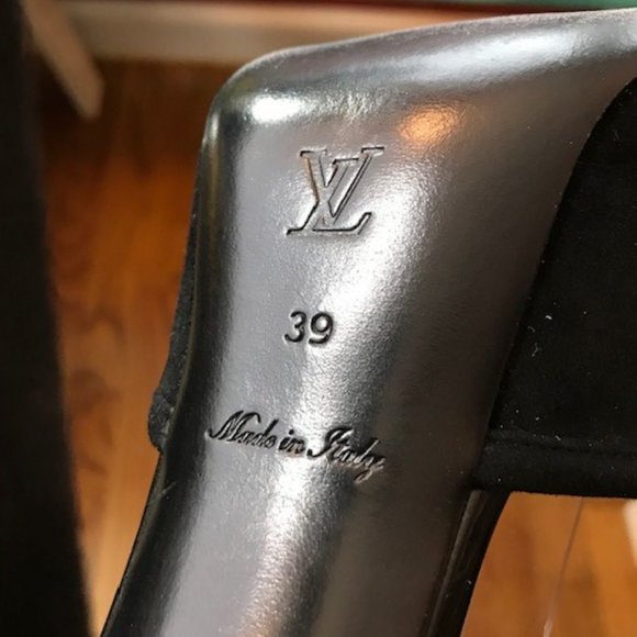 LOUIS VUITTON Black Suede Peep Toe Platform Pumps - Picture 6 of 7